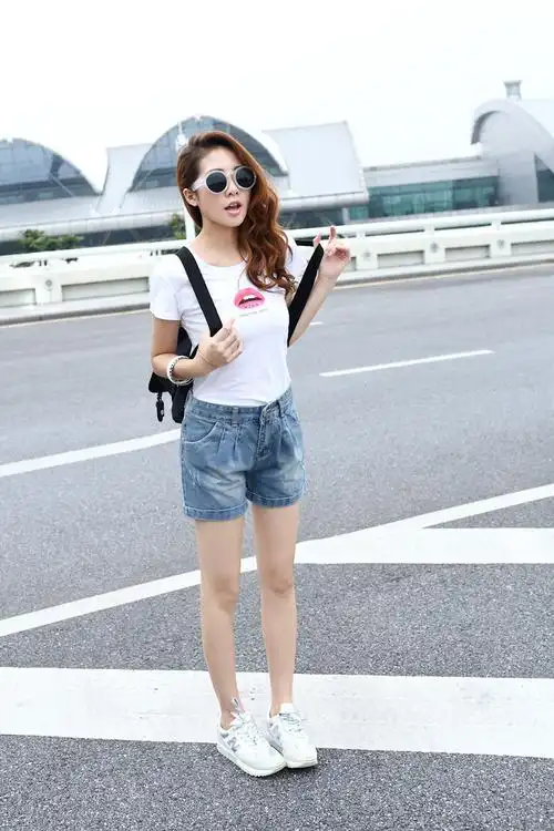 2014新款精品牛仔弹力短裤 时尚潮流女装新品 模特实拍8228