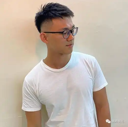 试试这3款潮流造型,干净又利落|时尚|潮男|飞机头|非主流|头发型|钻石