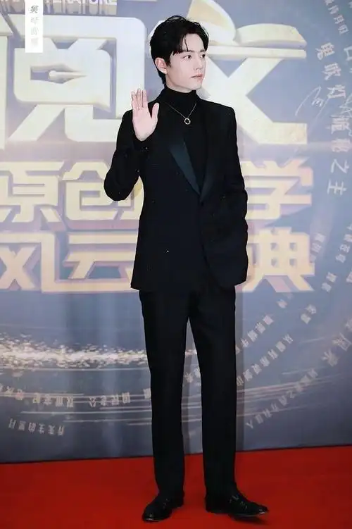 top十:肖战～尽展绅士风貌