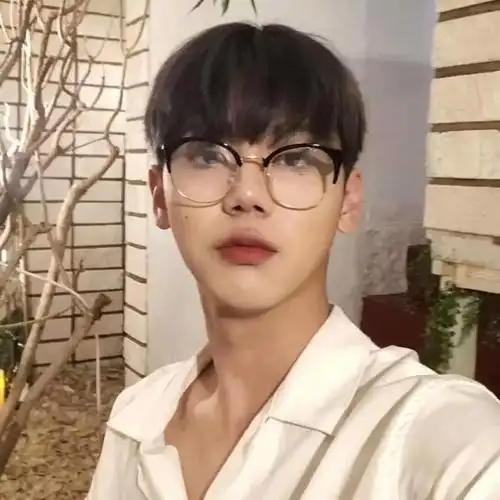 眼镜男必剪的14款男士短发_发型