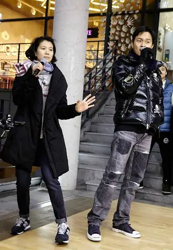 袁咏仪和张智霖的生活比名包和跑车更让人羡慕