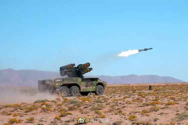 张张都是壁纸陆军某防空旅跨昼夜实弹对抗演练掠影