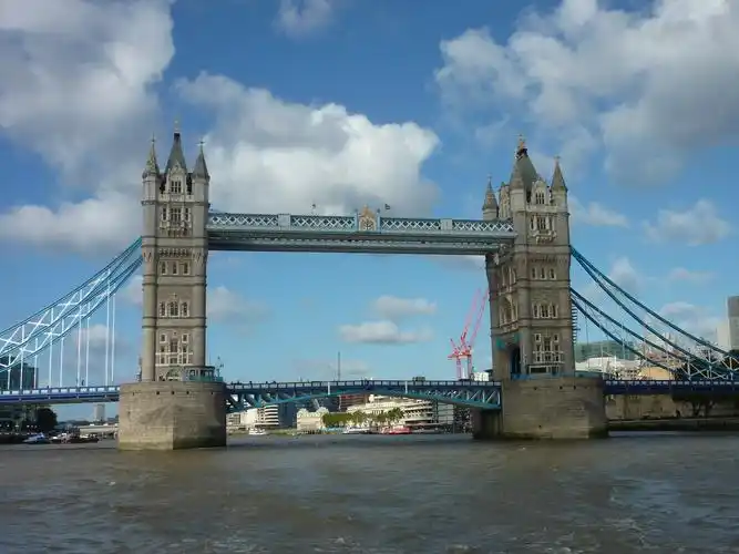 city,london bridge,thames river,london - england,tower bridge