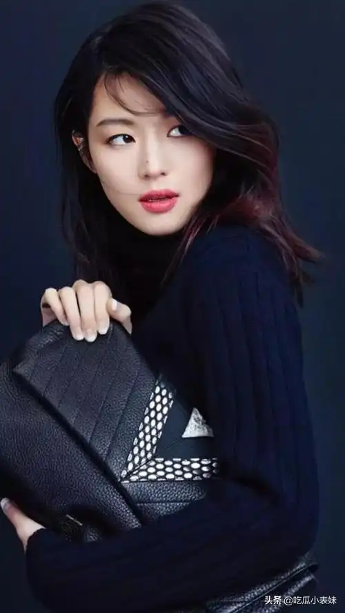 全智贤长发飘飘美丽俏佳人