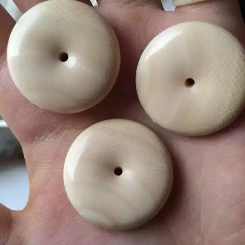 这种象牙制品国内价格大概多少?一个大概40克