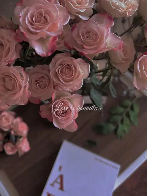 朋友圈早安文案鲜花开始新的一天