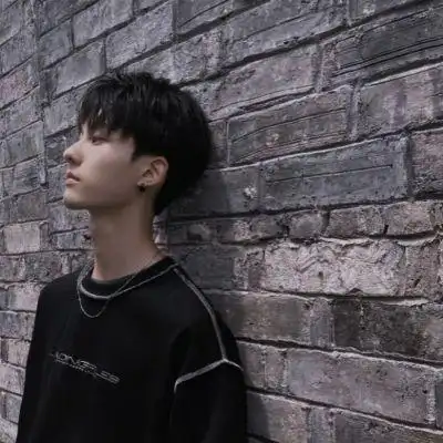 帅到炸裂很好看的又很精致帅哥头像 成熟稳重又很帅气魅力男头大_男生