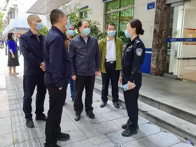 区人大常委会主任孔祥虎到洪桥街督导创文疫情防控工作