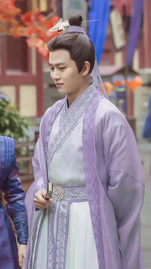 锦衣之下 陆绎 图源自微博@弓呈禾