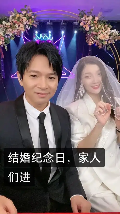 冷漠的杨小曼的快手直播