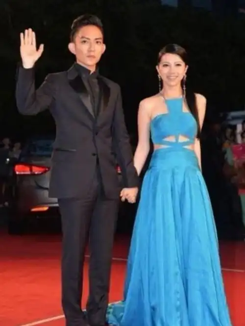 邓紫棋与造型师男友分手暗讽对方是双面人男方受访回应含糊