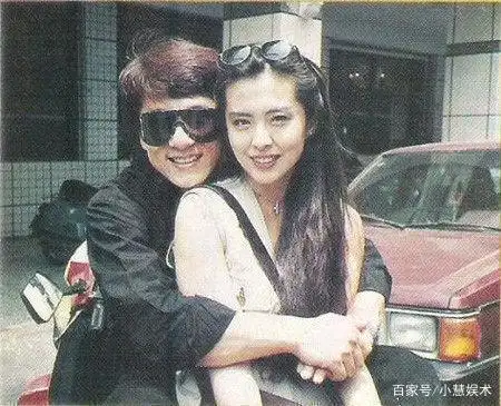 "亚洲第一美腿"的情谜