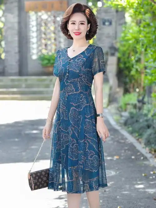 妈妈夏装连衣裙洋气2021新款40岁50中年女士中老年人短袖气质裙子