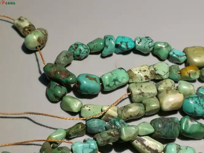 8.25 藏传随形老松石一堆