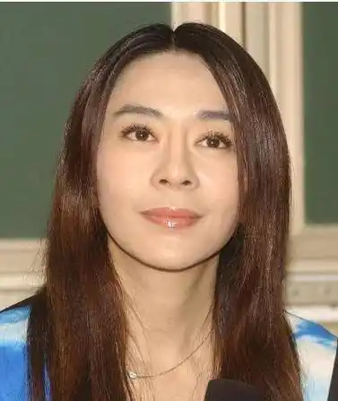 喻可欣:以"刘太太"自居,对刘德华是真爱?还是出圈?_台湾_事情_香港