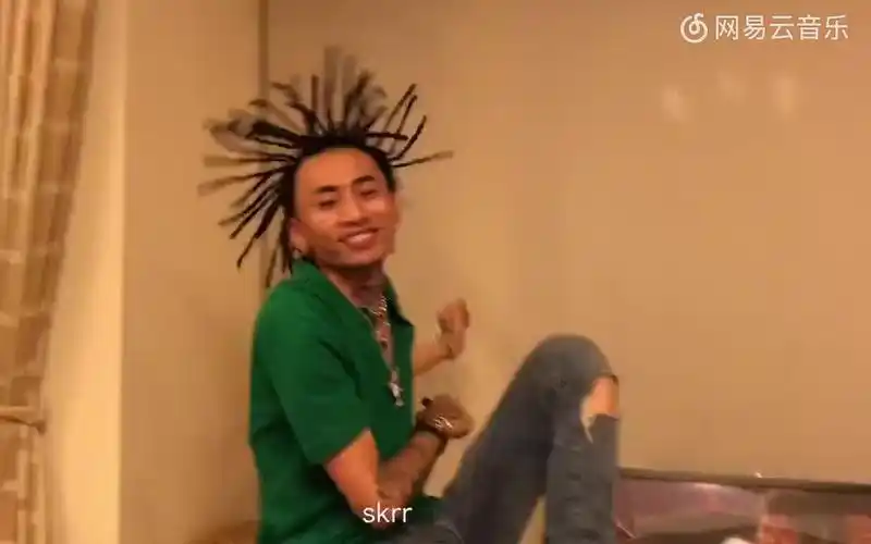 【higher brothers】马思唯最新全英文单曲了解一下 young masi