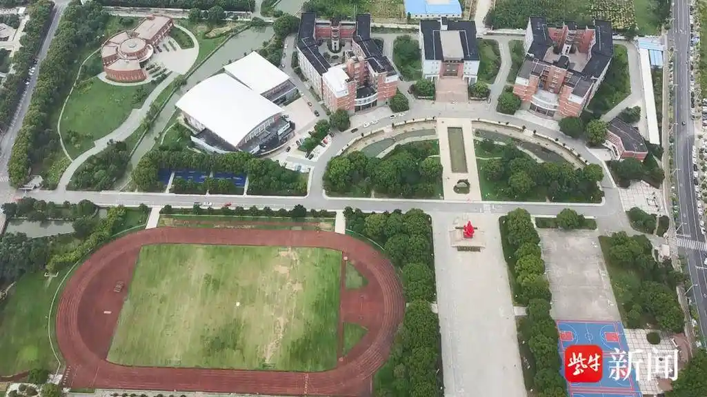 建设中国式现代化61苏州微故事|常熟市中学校长马宁:用科学的精神