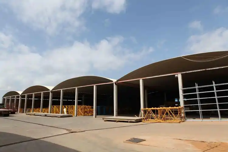 多功能大型仓库