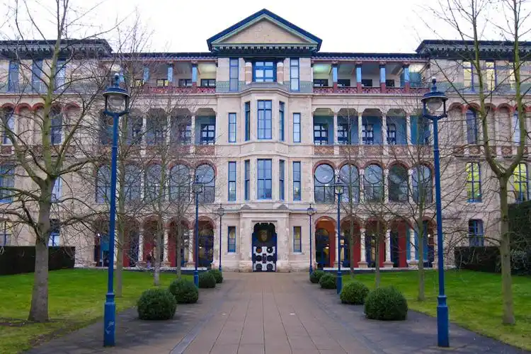 有特权:剑桥大学贾奇商学院(judge business school)