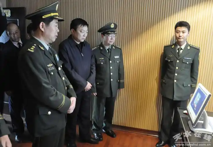 武警部队副司令员薛国强在天水调研组图