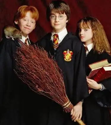 《哈利波特》赫敏变黑人 罗琳:我很喜欢