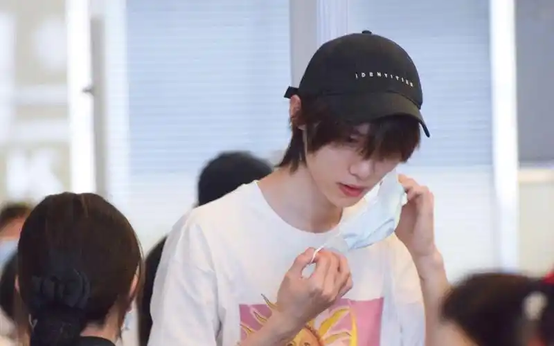 7.29 r1se赵磊 微博 live house 翻唱《when i was your man》