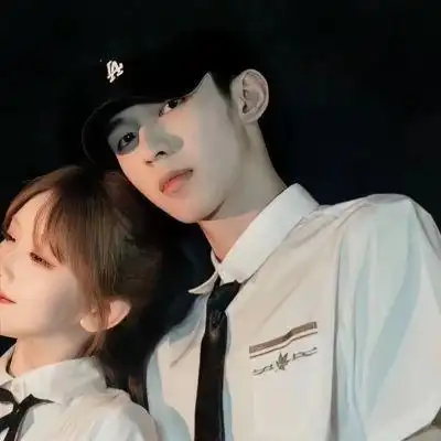 干净大方的简约成熟好看情侣头像