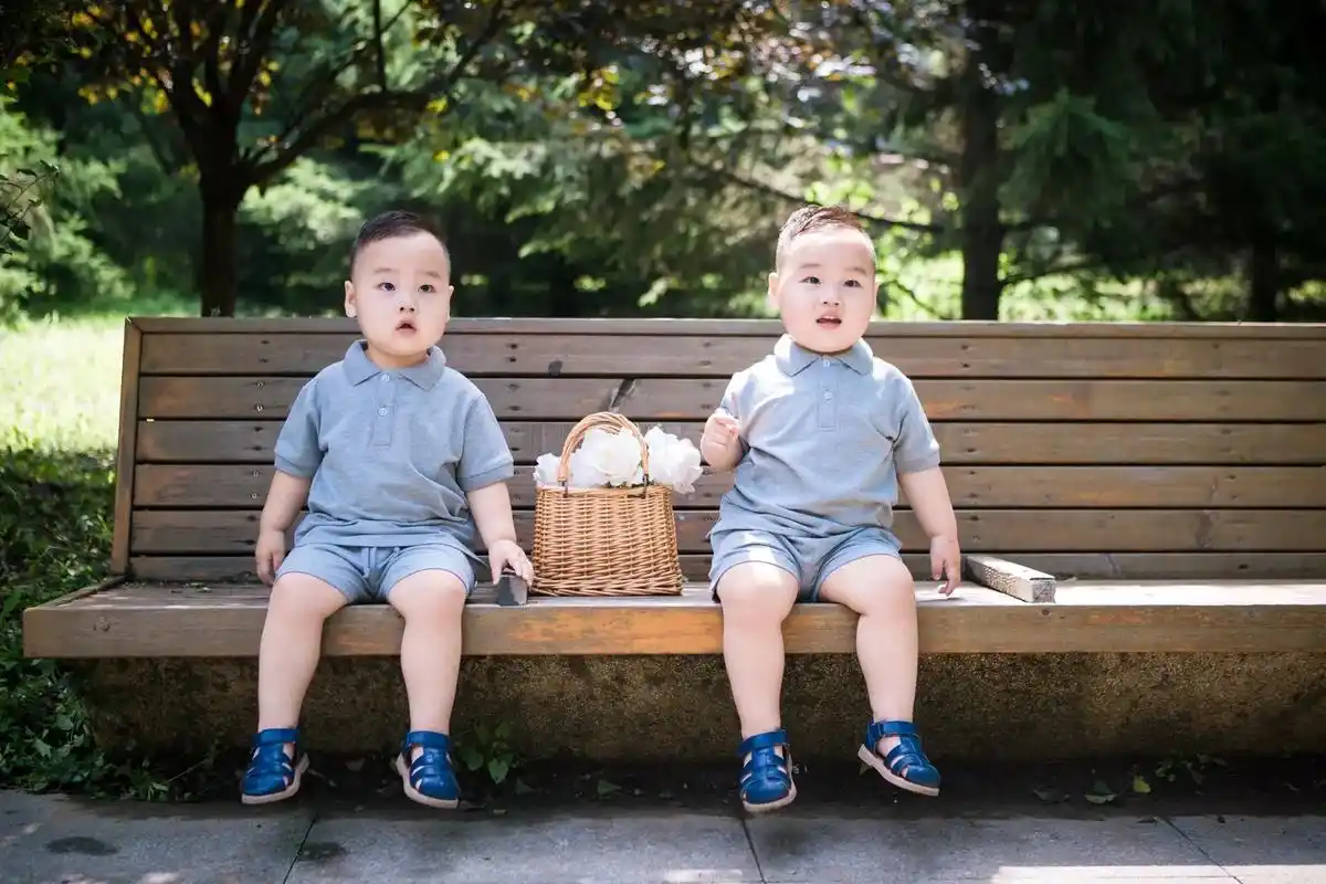 儿子两周岁照片