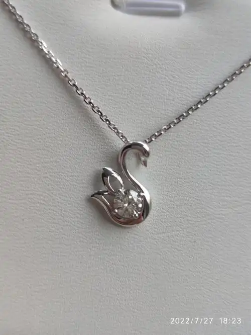 有双证书加黑卡,67是周大福高端系列tmark系列的,67颜色i,净度