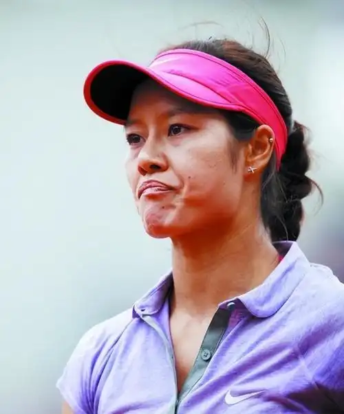 网球天后李娜照片因变得太美被怀疑整容她的回复让人很舒适