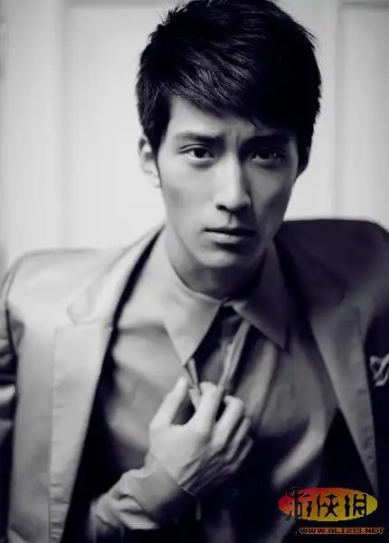 前途无量新势力!十大85后当红炸子鸡男明星