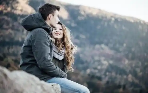 莫言说男人靠近女人的目的要么图你年轻美貌要么图你的身体