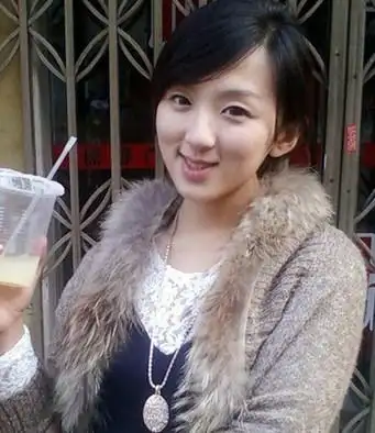 如今很多人称叶紫涵为中国最美的反串演员,以上就是叶紫涵的个人资料