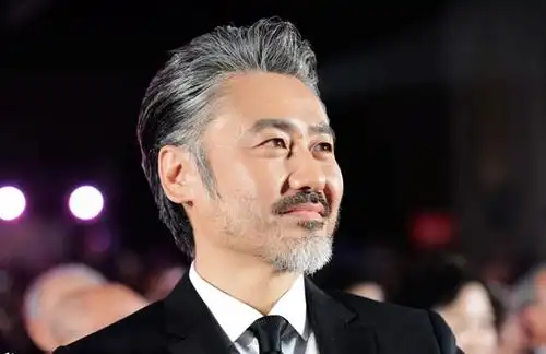 留胡子最性感的6大男星,千玺上榜,图4留不留都好看!