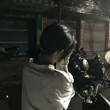 孤傲伤感高冷女生头像