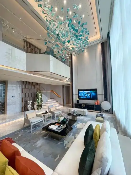 广州复式大平层首付20w一套送精装修