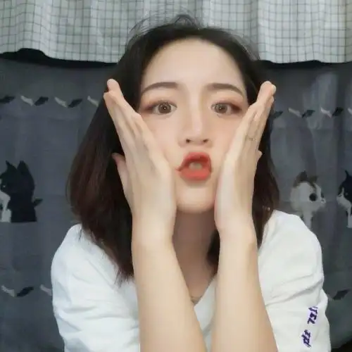 成熟女生优雅文静有内涵头像