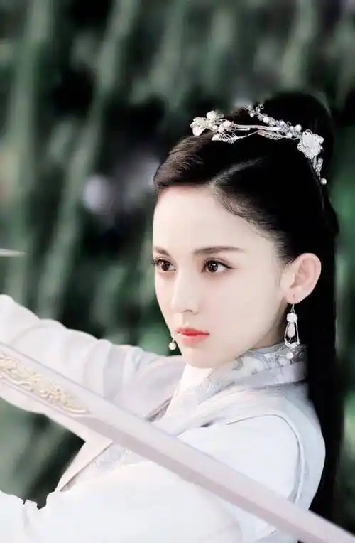 古装剧出演的明星大咖,你最中意的是哪个呢?_杨幂_杨紫_观众