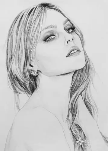 简单漂亮的美女小素描