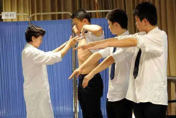 征兵体检时这一项让人好尴尬