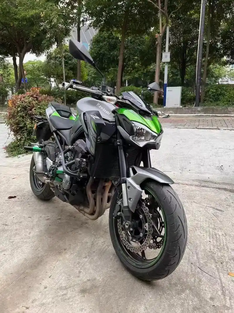 老板说没有时间遛 ,忍痛割爱出售2019年川崎z900 安全 - 抖音