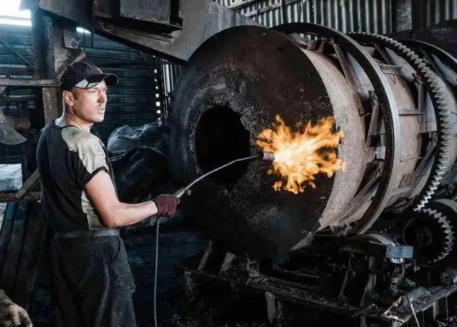 花240美元他们买了三套房就在网红们也去打卡的切尔诺贝利