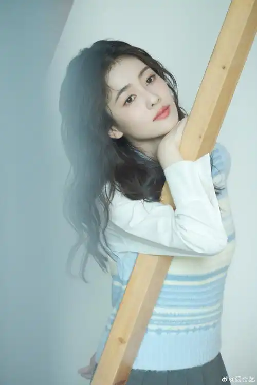 白鹿周翊然合作曲