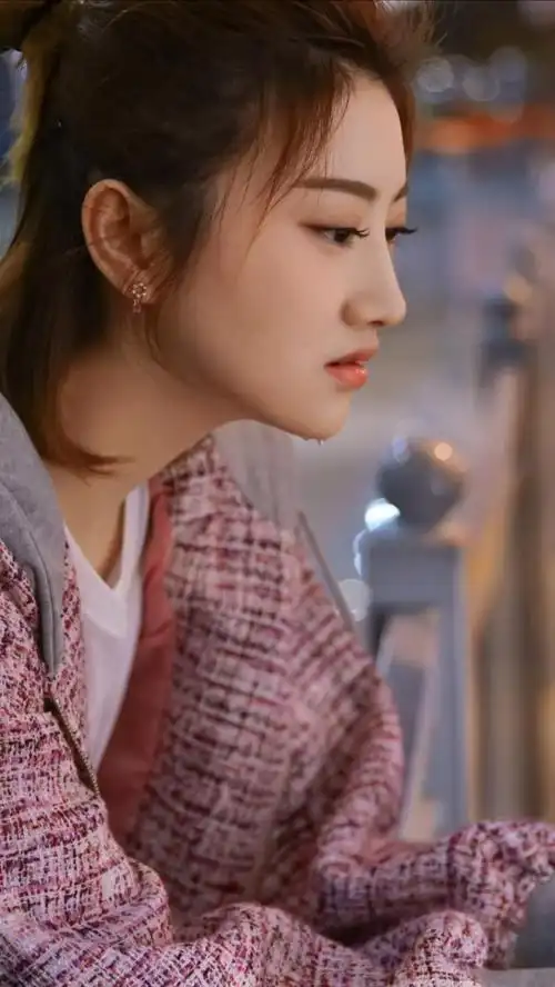 景甜新剧《一场遇见爱情的旅行》剧照壁纸