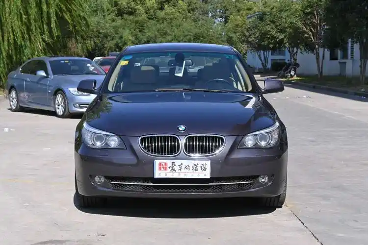 直列6缸魅力 鹰眼经典5系 宝马加长530li 11年10万公里 2折不到￥9.