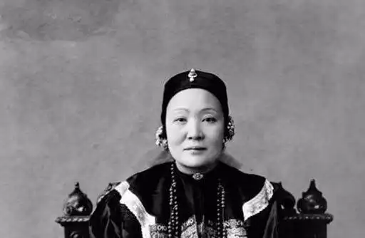 叶赫那拉婉贞是光绪皇帝的亲生母亲