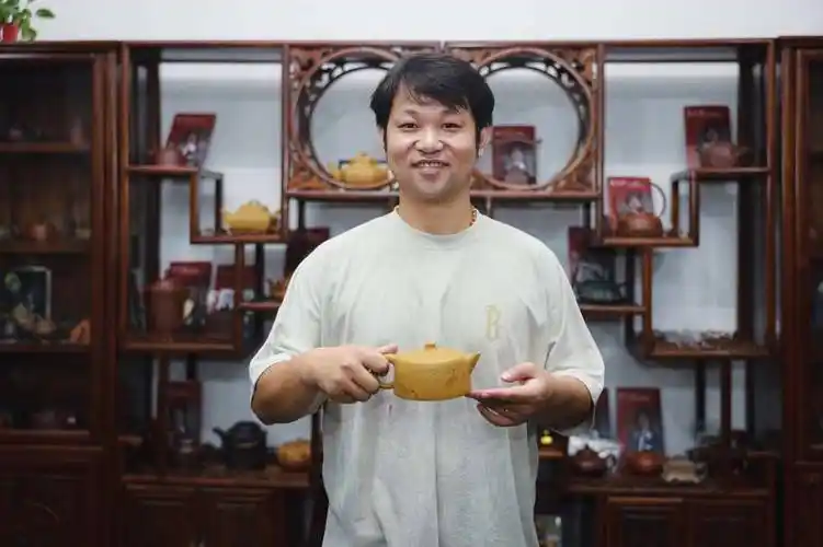 庞红亮_范君浩_王洪星