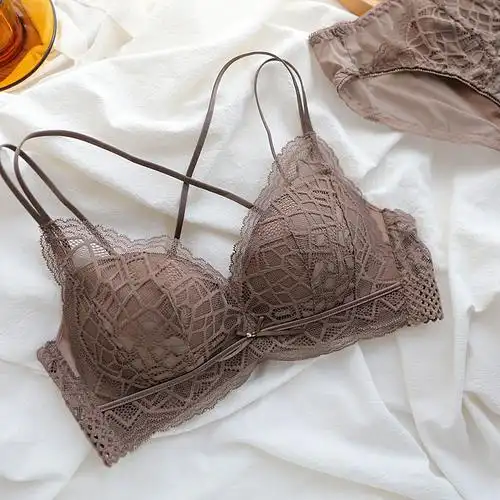 蕾丝性感内衣无痕钢圈中厚小胸聚拢上托肩带交叉文胸