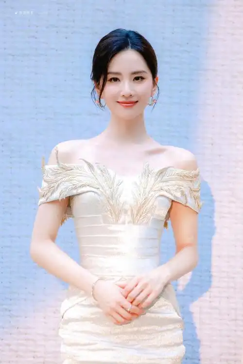 刘诗诗北舞严选