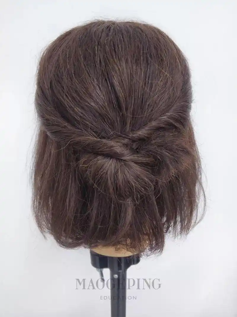 手把手教你三款简单漂亮半扎发!